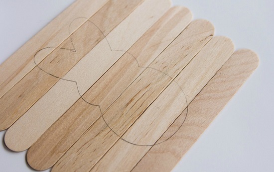 Nhấn vào ảnh để phóng to cach-lam-do-choi-hoc-tap-cho-tre-mam-non-tranh-ghep-hinh-tu-que-kem