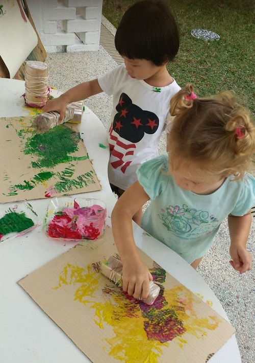 cach-lam-do-choi-theo-phuong-phap-Montessori-do-choi-sang-tao