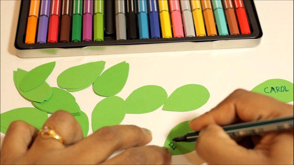 cach-lam-cay-xanh-mam-non-tu-giay-bac-va-xop-bot