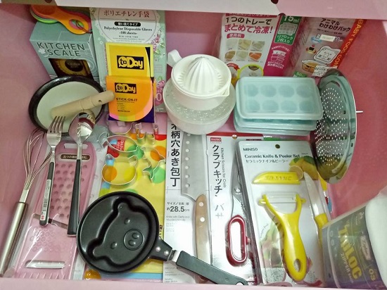 Chọn dụng cụ ăn dặm cho bé