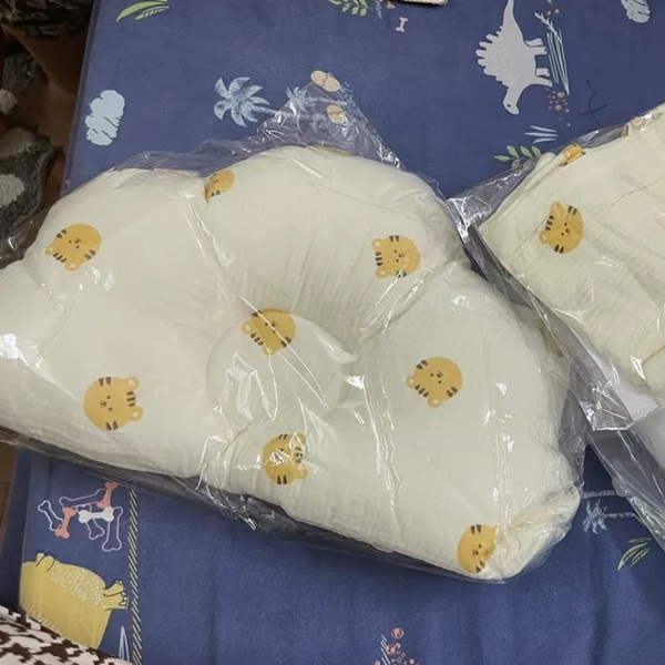 3goi-lom-chong-bep-dau-dam-may-Petit-bebe-10