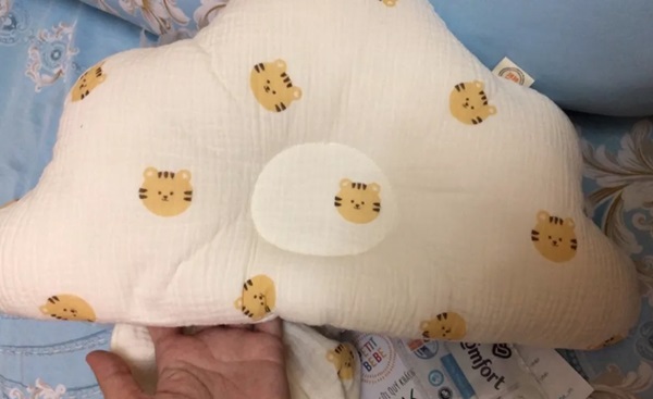 3goi-lom-chong-bep-dau-dam-may-Petit-bebe-4