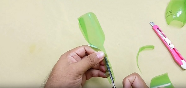 Cach-lam-cay-co-bang-chai-nhua