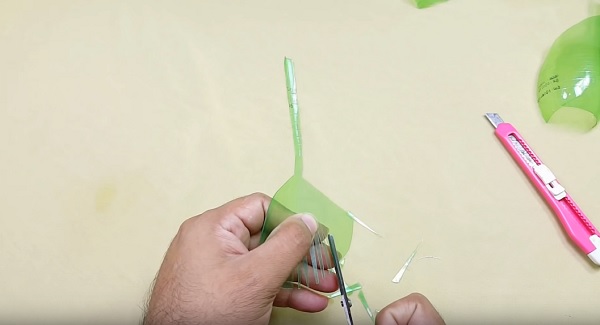 Cach-lam-cay-co-bang-chai-nhua