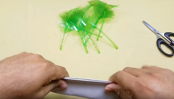 Cach-lam-cay-co-bang-chai-nhua