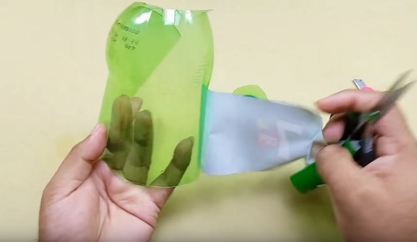 Cach-lam-cay-co-bang-chai-nhua