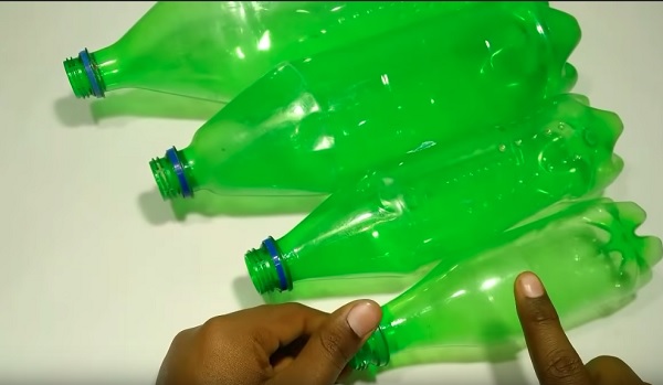 Cach-lam-cay-thong-bang-chai-nhua