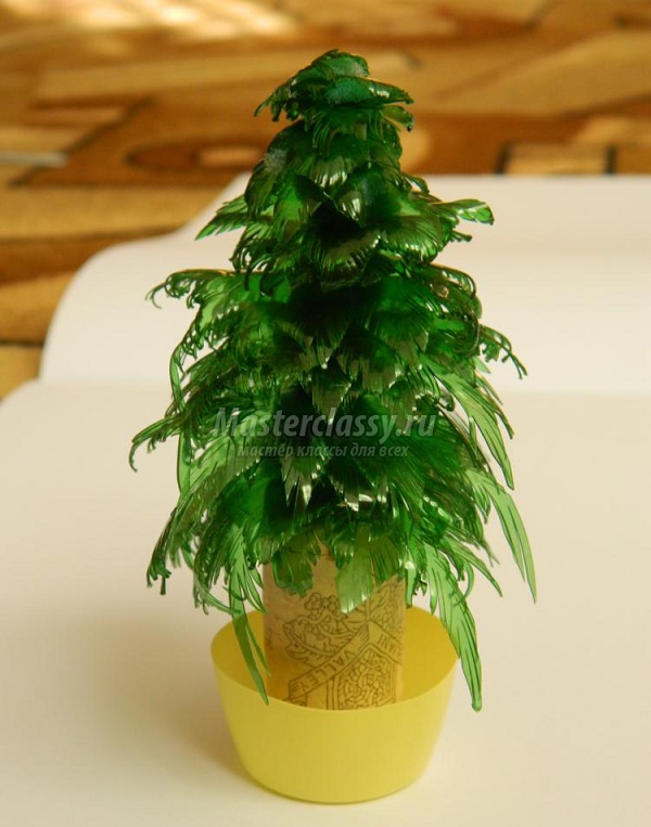 Cach-lam-cay-xanh-bang-chai-nhua