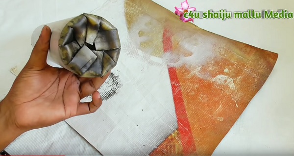 Cach-lam-chau-hoa-bang-ong-nuoc