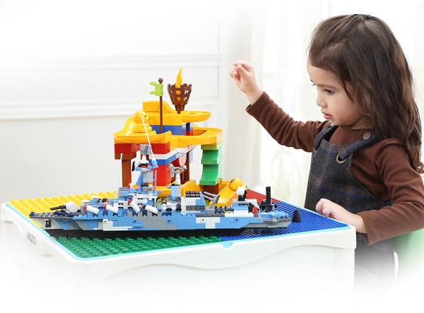 ban-hoc-lego-Xipoo-1