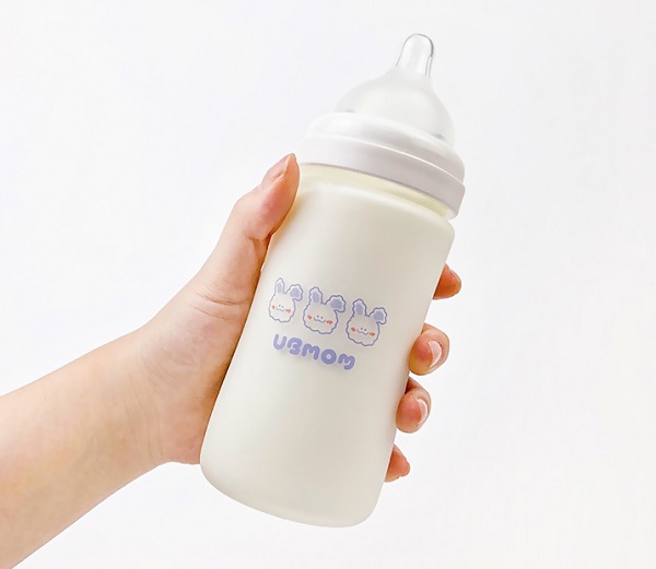 binh-sua-ubmom-thuy-tinh-240ml-h8