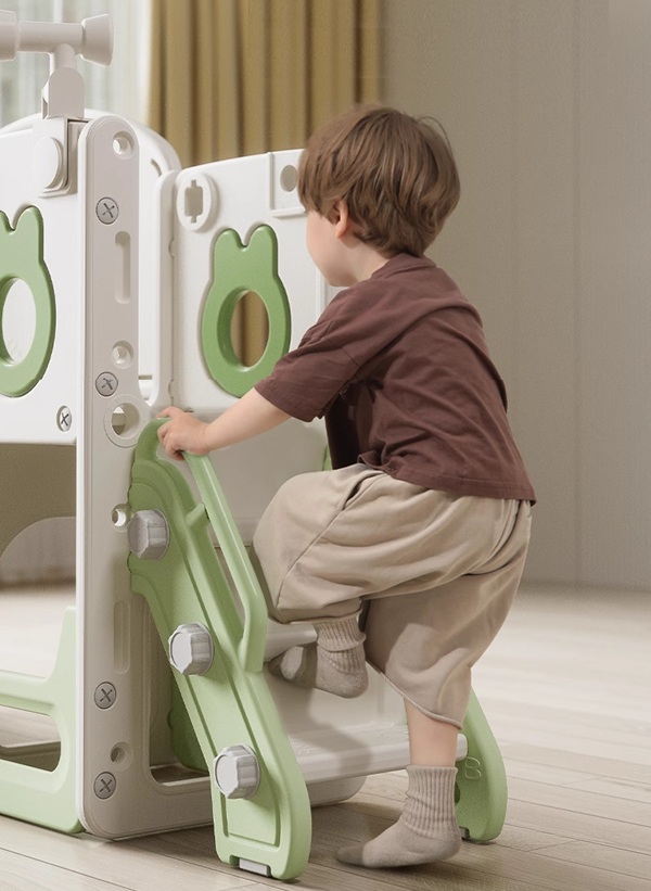 bo-cau-truot-lien-hoan-xich-du-Babycare-12