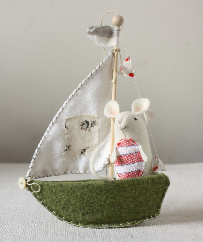 cach-lam-do-choi-thuyen-buom-bang-vai-ni