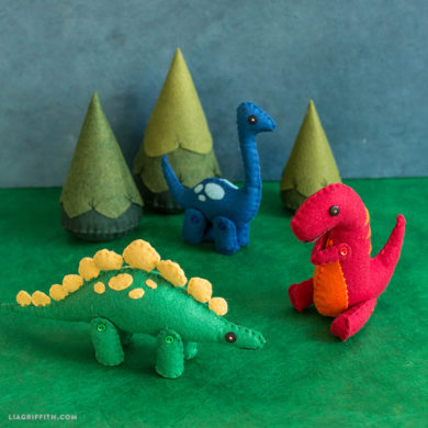 cach-lam-do-choi-bang-vai-ni