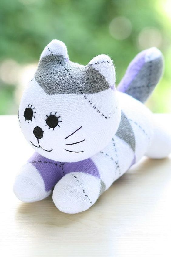 cach-lam-do-choi-chu-meo-tu-tat-vai-ni