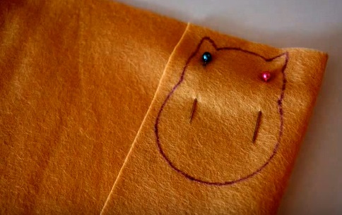 cach-lam-do-choi-cu-meo-bang-vai-n