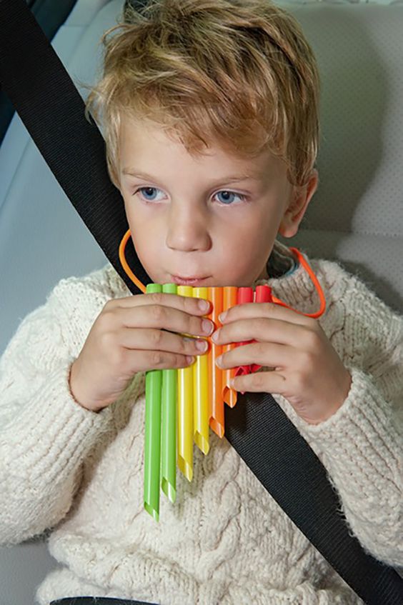 cach-lam-do-choi-goc-am-nhac-cho-be-harmonica