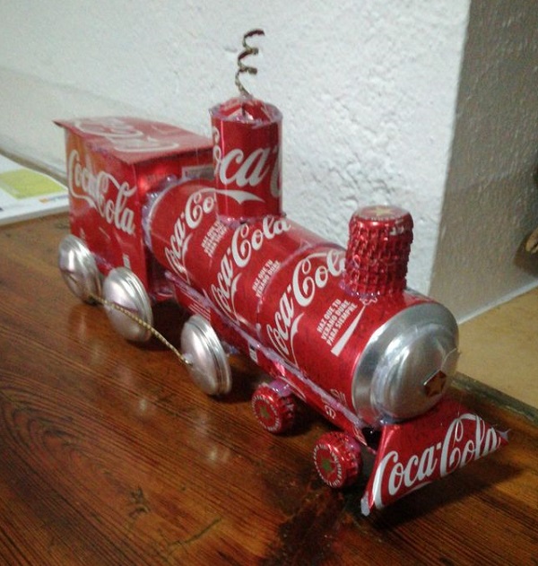 cach-lam-doan-tau-hoa-do-choi-lon-nuoc-ngot-coca