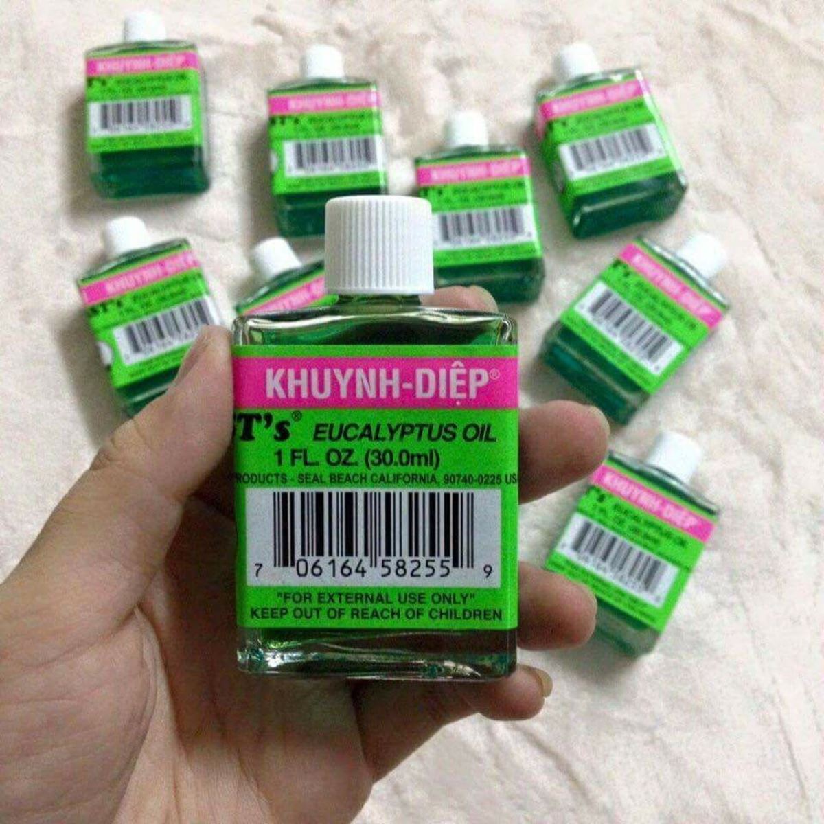 cach-lam-sach-yen-xe-may
