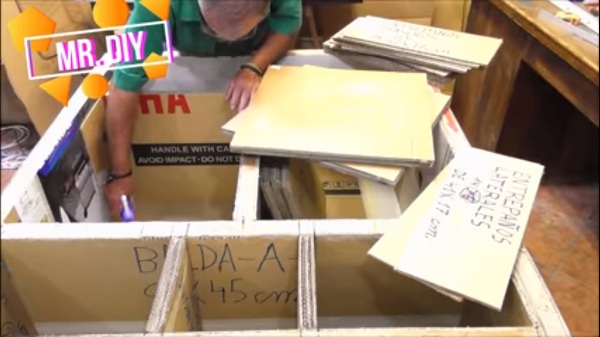 cach-lam-tu-quan-ao-co-lon-bang-bia-carton