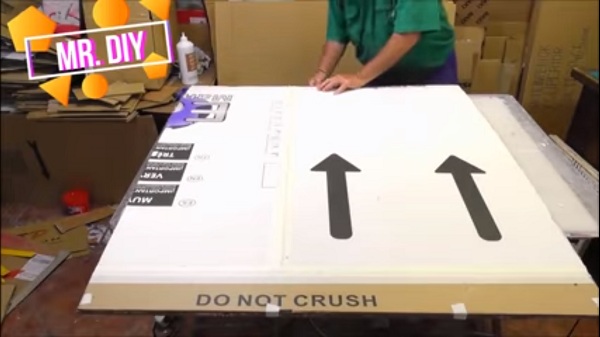 cach-lam-tu-quan-ao-co-lon-bang-bia-carton