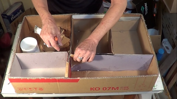 cach-lam-tu-quan-ao-mini-bang-bia-carton