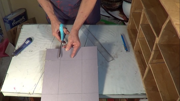 cach-lam-tu-quan-ao-mini-bang-bia-carton