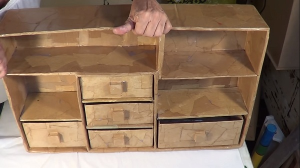 cach-lam-tu-quan-ao-mini-bang-bia-carton