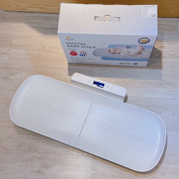 can-tre-so-sinh-dien-tu-moza-bebe-mb-022-h6
