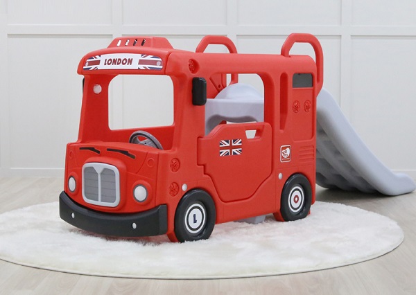 cau-truot-xe-bus-cho-be-13
