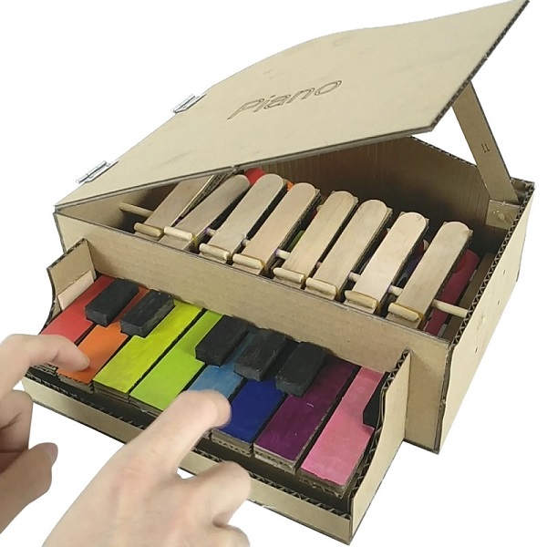 dan-piano-bang-bia-carton-h8