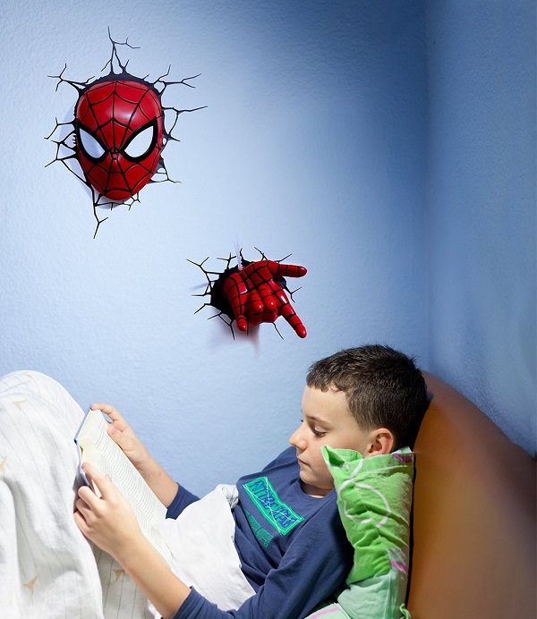 den-ngu-treo-tuong-cho-be-sieu-nhan-nguoi-nhen-spider-man-h7