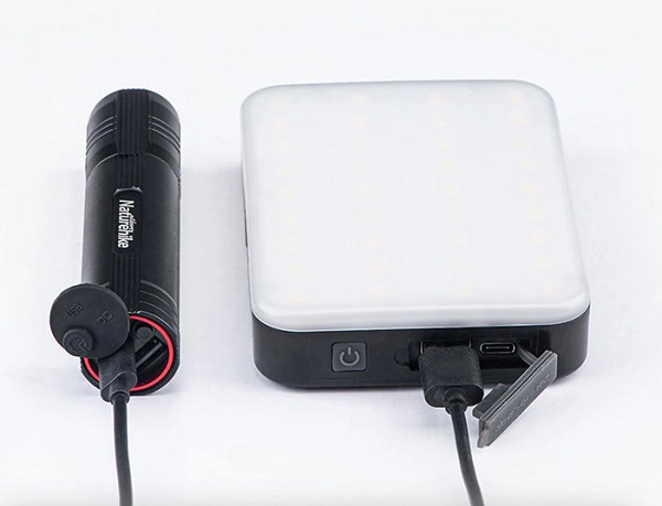 den-pin-cam-tay-naturehike-nh20zm007-h6