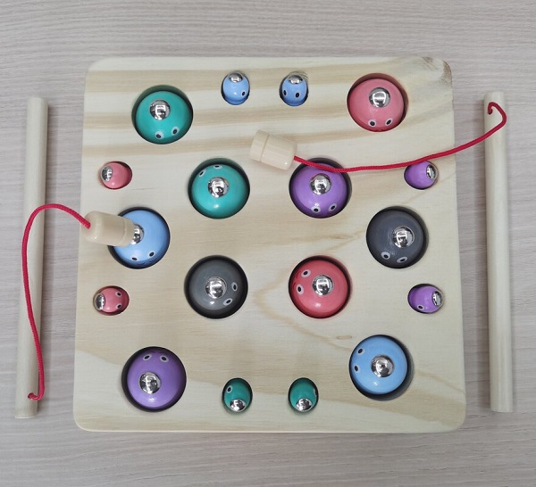 do-choi-Montessori-cau-ca-1