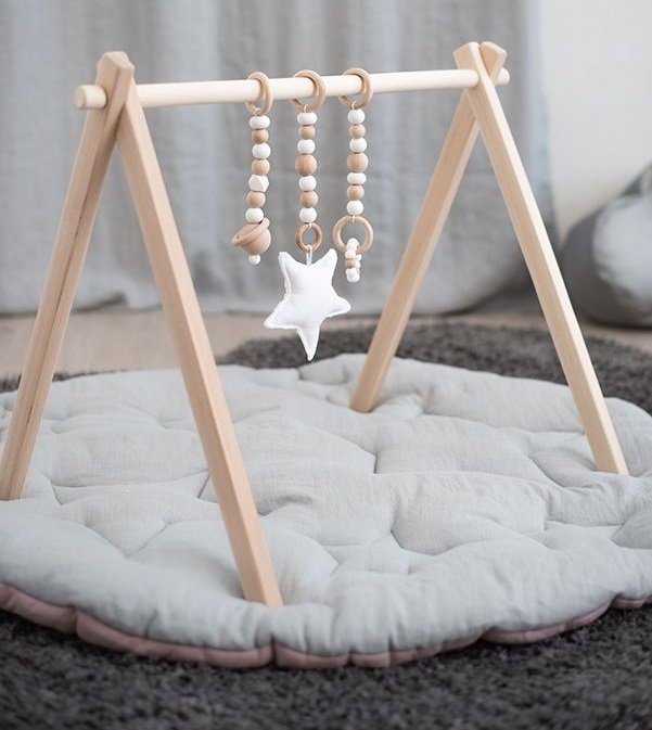 do-choi-Montessori-cho-be-6-thang-7