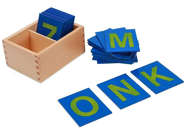 do-choi-Montessori-chu-cai-2