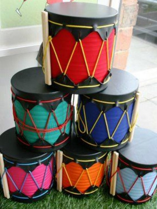 do-choi-am-nhac-tu-lam-cho-be-trong