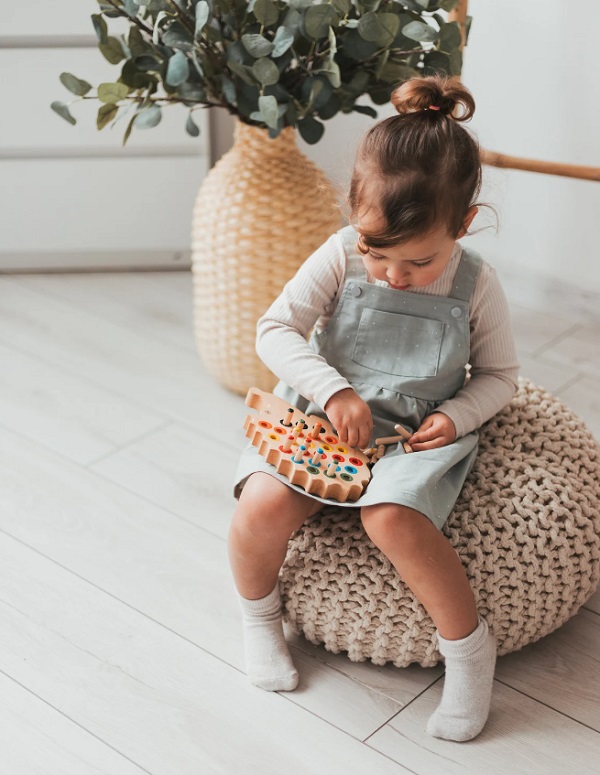 do-choi-go-con-Montessori-16