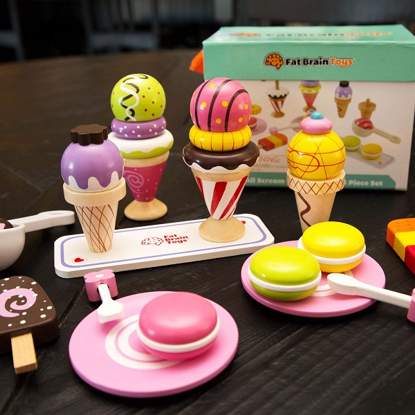 do-choi-nhap-vai-cho-tre-cham-noi-Scream-for-Ice-Cream-10
