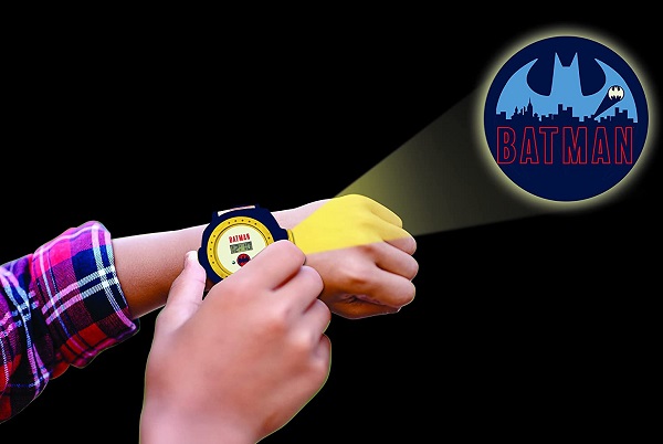 dong-ho-chieu-hinh-3d-batman-h5