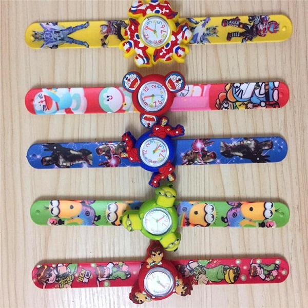 dong-ho-mat-xoay-doremon-h5