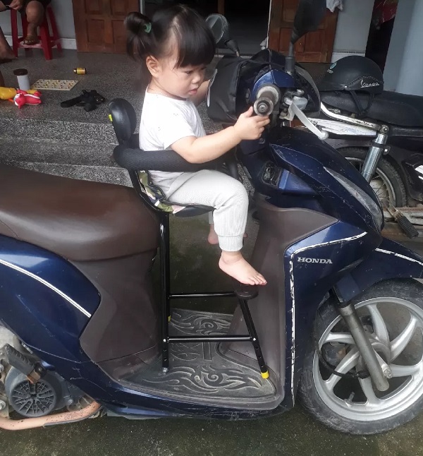 ghe-de-xe-vision-cho-be-da-nang-h9