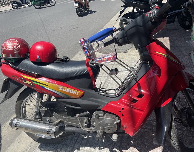 ghe-gan-xe-may-cho-be-xe-suzuki-viva-h5