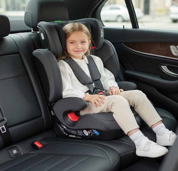 ghe-ngoi-o-to-cho-be-babyro-i-trek-h5