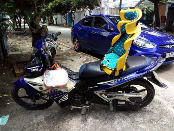 ghe-ngoi-sau-xe-may-beesmart-x2-xe-exciter-h5