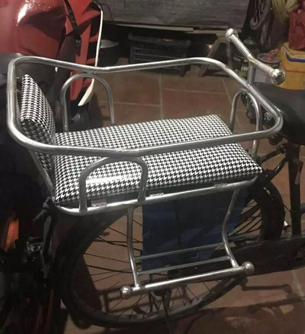 ghe-ngoi-xe-dap-doi-bang-inox-h6