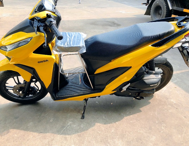 ghe-ngoi-xe-may-cho-be-khong-tua-xe-vario-h6