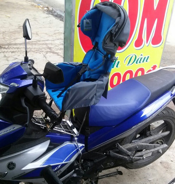 ghe-ngoi-xe-may-so-beesmart-x1-lap-truoc-cho-be-h7