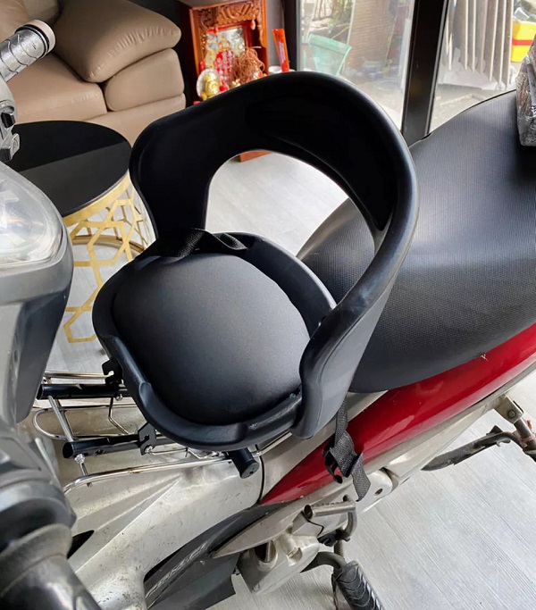 ghe-ngoi-xe-may-so-lap-phia-truoc-t35-h7
