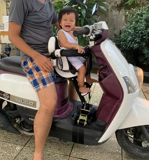 ghe-ngoi-xe-may-yamaha-cuxi-cho-be-h5